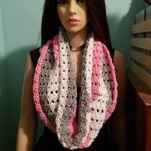 Handmade croheted cowl